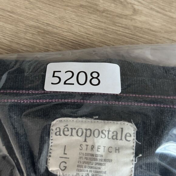 Aeropostale Shirt Juniors Large Gray‎ Pink Logo Henley Neutral Casual Bella Swan - Picture 6 of 6